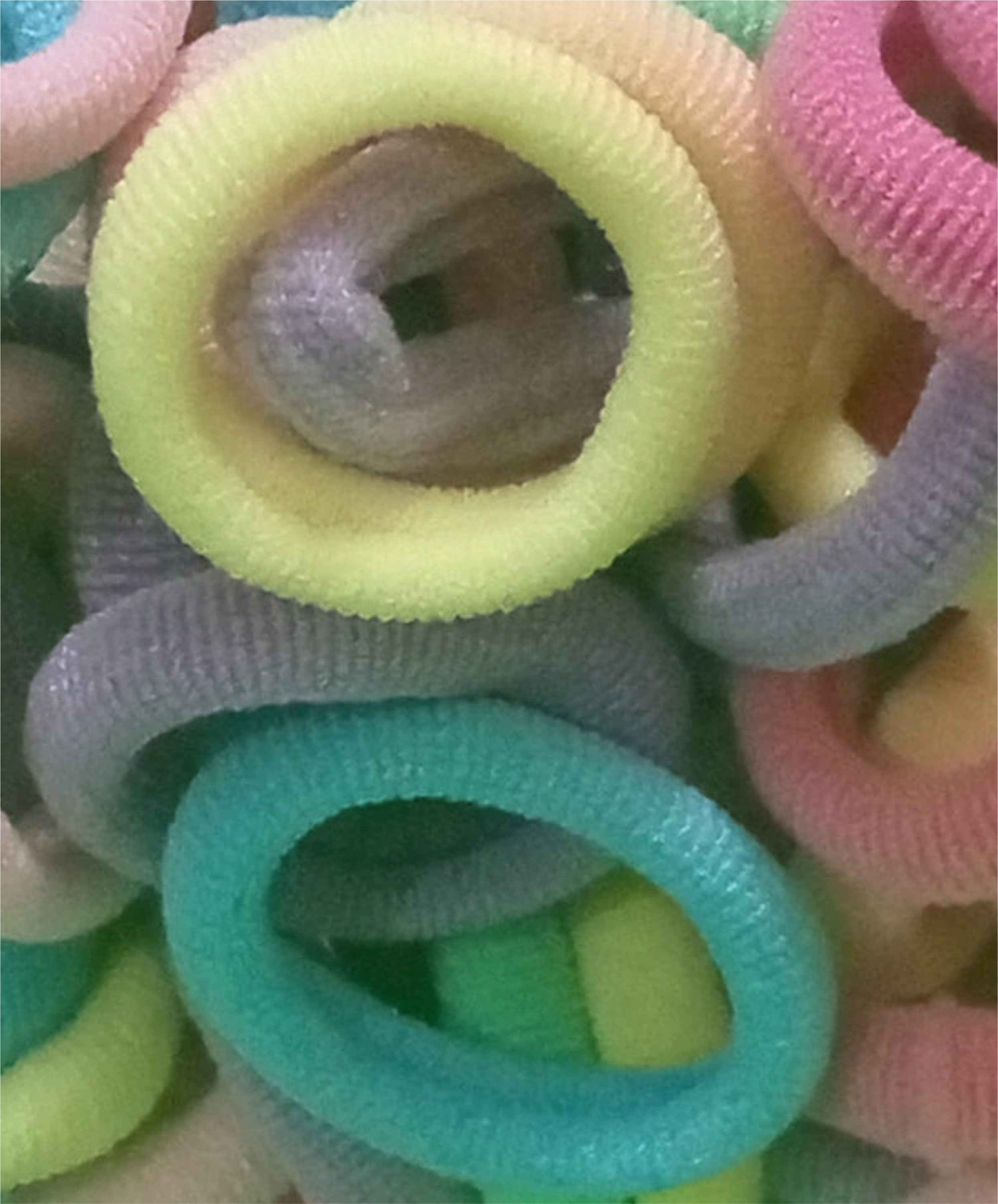 Cute Pastel Hair Ties Box – 100+ Soft ponies