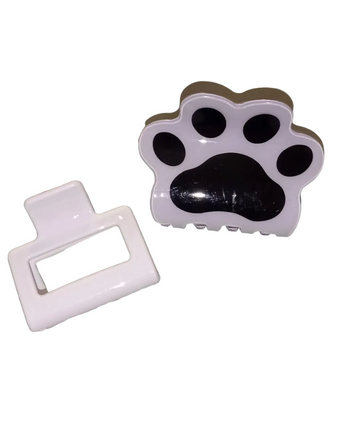 A Pair of Claws ( Medium)